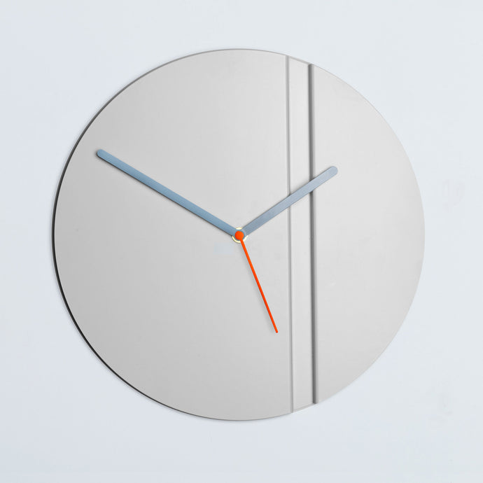 Contemporary Metal Off-White Wall Clock